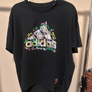 Adidas Originals Graphic Tee | Men’s L | Abstract Multicolor Logo